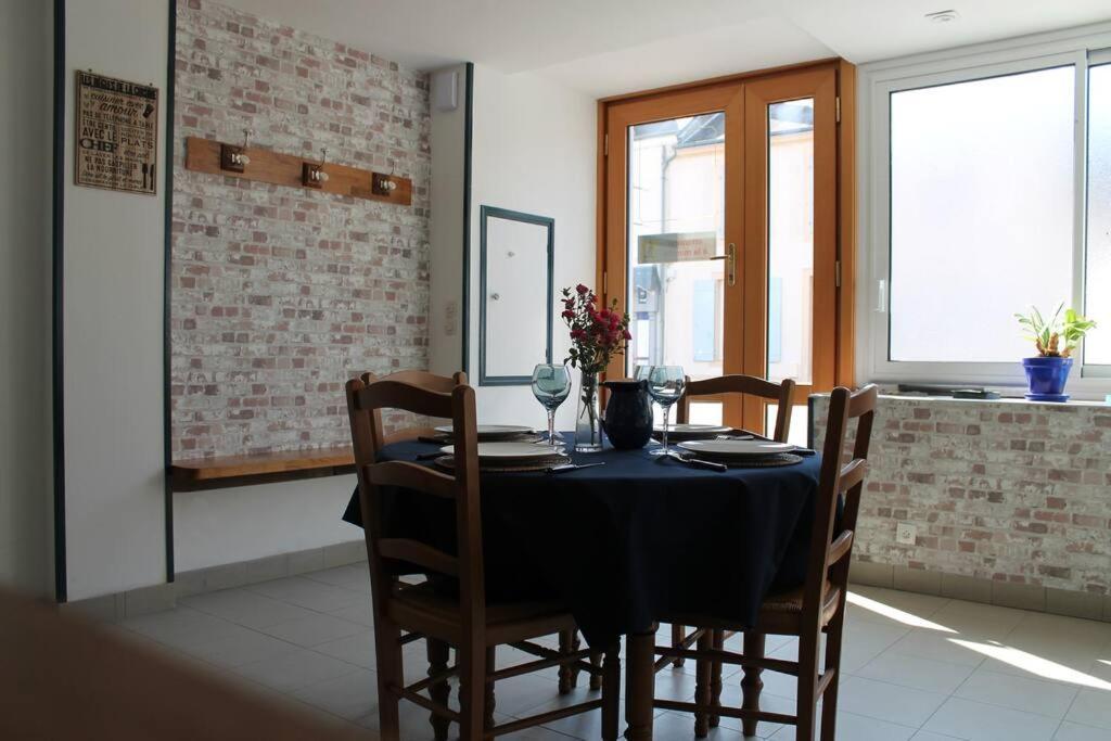 Villa Maison Renovee Atoue Loc Fresnay-sur-Sarthe Exterior foto